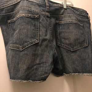 Old navy short size 14